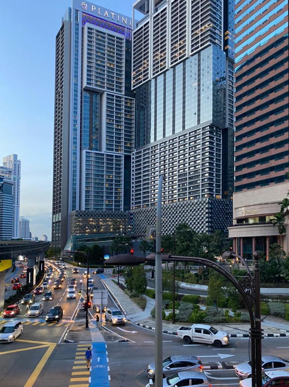 Klcc Beyond Hospitality Suites Platinum Homestay