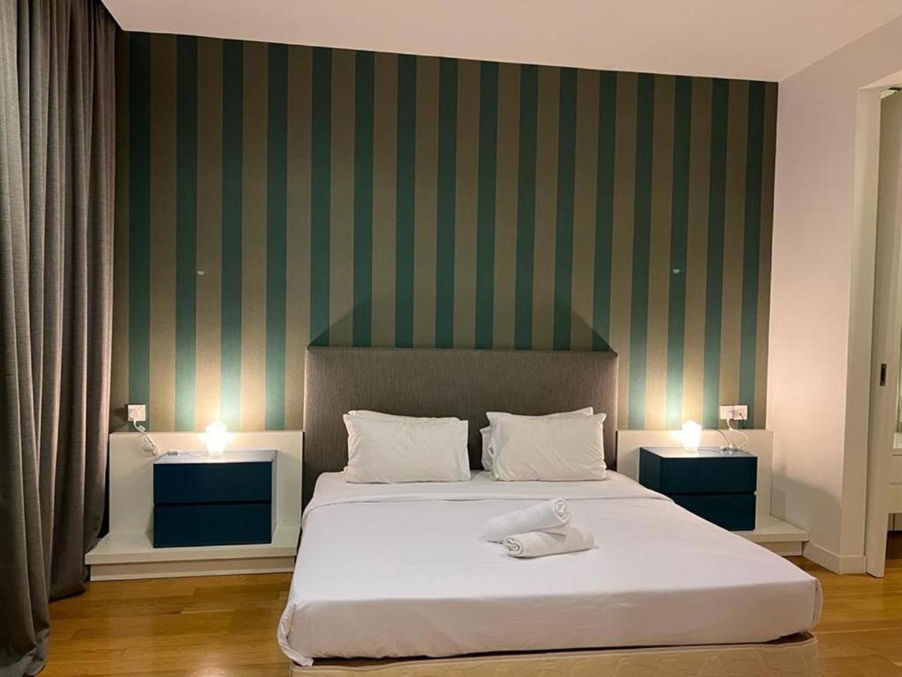 Klcc Beyond Hospitality Suites Platinum * Kuala Lumpur